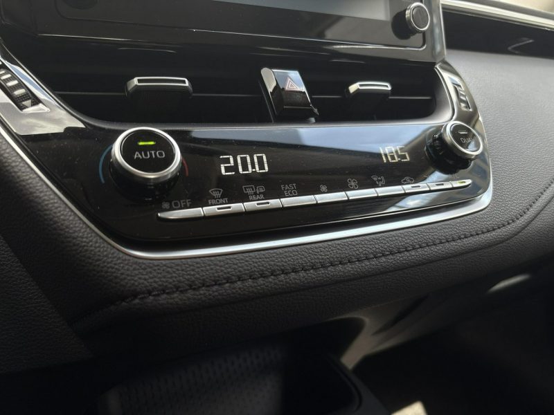 Toyota Corolla 1.8 Hybrid COMFORT, salon Polska, gwarancja, FV23% Seria E16 (2012-)