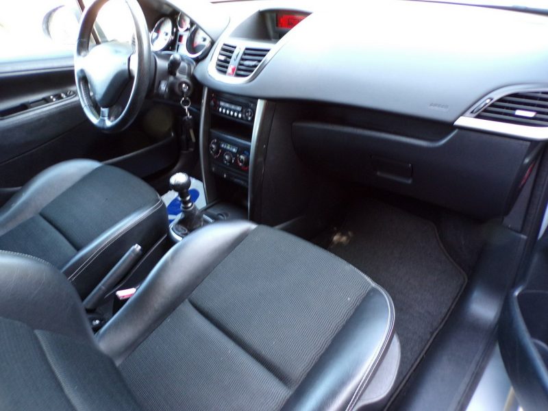 Peugeot 207 Klima /Solardach /SW /Gwarancja /1,6 /HDI /2012