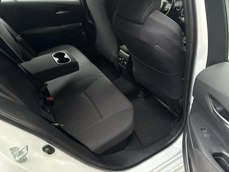Toyota Corolla 1.8 Hybrid COMFORT TECH, salon Polska, gwarancja, FV23% Seria E16 (2012-)