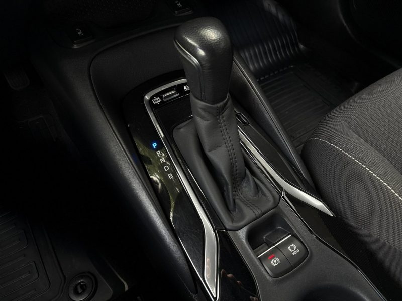 Toyota Corolla 1.8 Hybrid COMFORT TECH, salon Polska, gwarancja, FV23% Seria E16 (2012-)