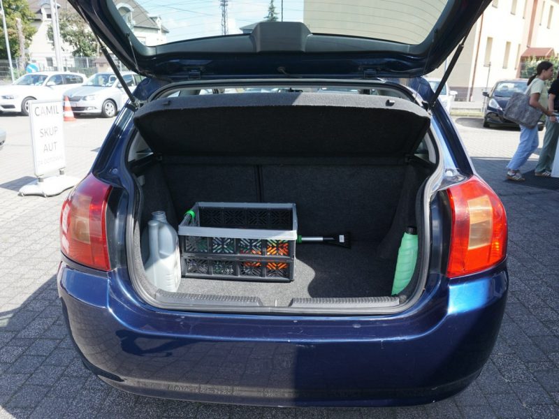Toyota Corolla zarejestrowany, ubezpieczony, polski salon Seria E12 (2001-2007)