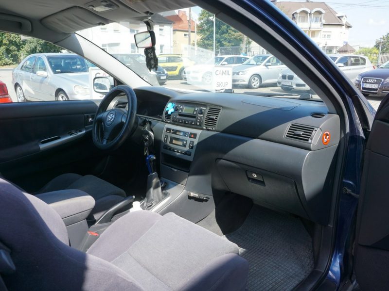 Toyota Corolla zarejestrowany, ubezpieczony, polski salon Seria E12 (2001-2007)