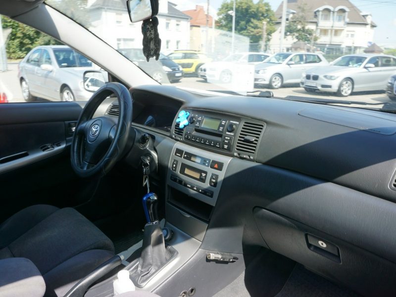 Toyota Corolla zarejestrowany, ubezpieczony, polski salon Seria E12 (2001-2007)