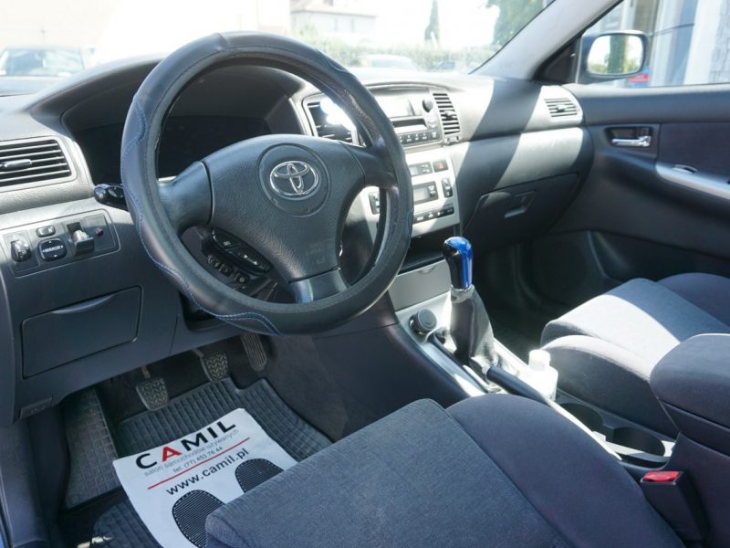 Toyota Corolla zarejestrowany, ubezpieczony, polski salon Seria E12 (2001-2007)
