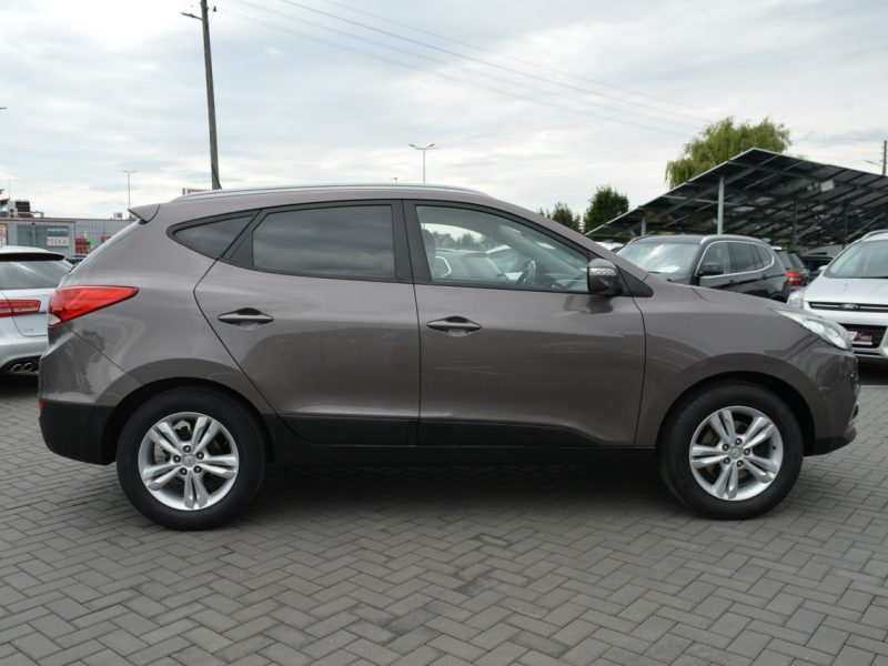 Hyundai ix35 2.0i Automat 100% bezwypadkowy Serwis Skóra Navi Kamera 151 tys.km.