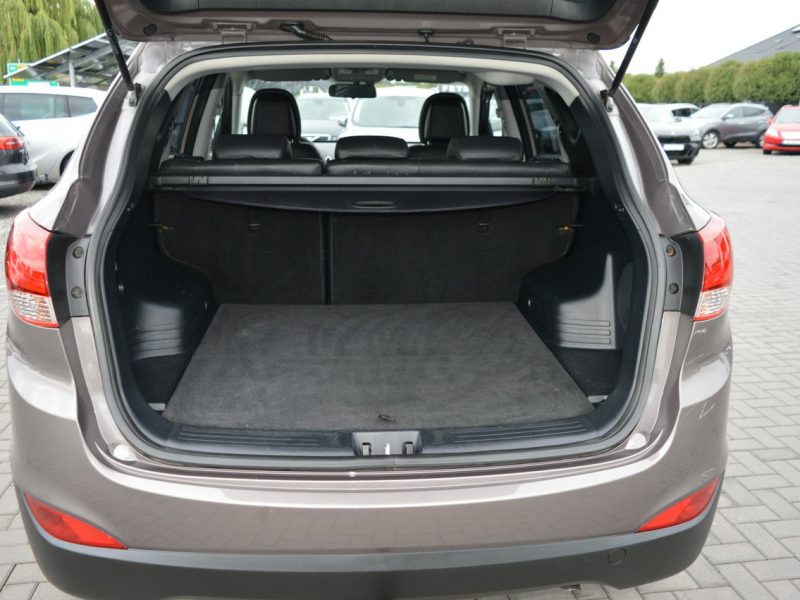 Hyundai ix35 2.0i Automat 100% bezwypadkowy Serwis Skóra Navi Kamera 151 tys.km.