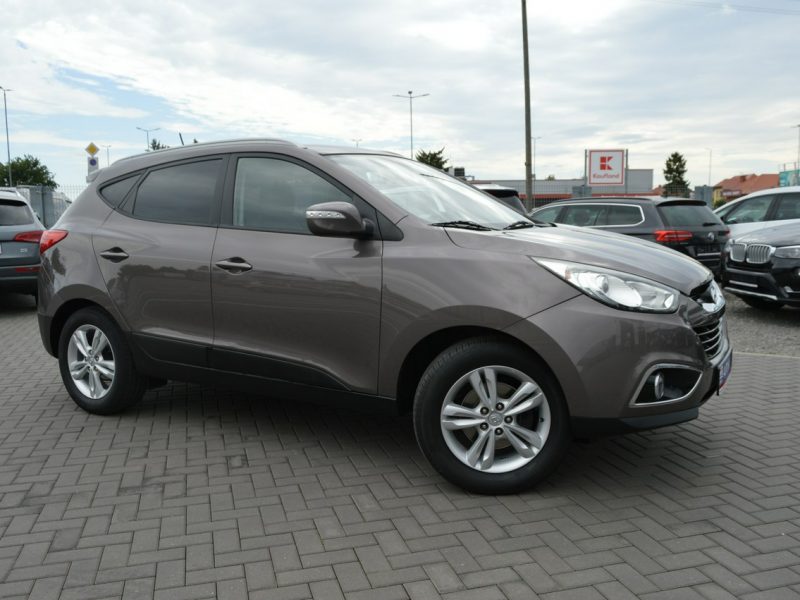 Hyundai ix35 2.0i Automat 100% bezwypadkowy Serwis Skóra Navi Kamera 151 tys.km.