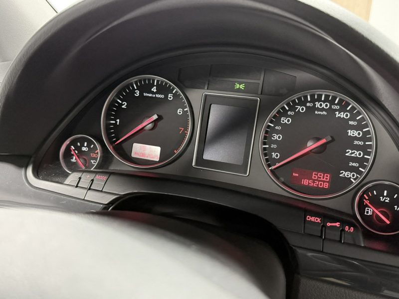 Audi A4 2.0 MPI 130KM ALT*Ambiente * Klimatronic * Relingi * Isofix * Lifting B6 (2000-2004)