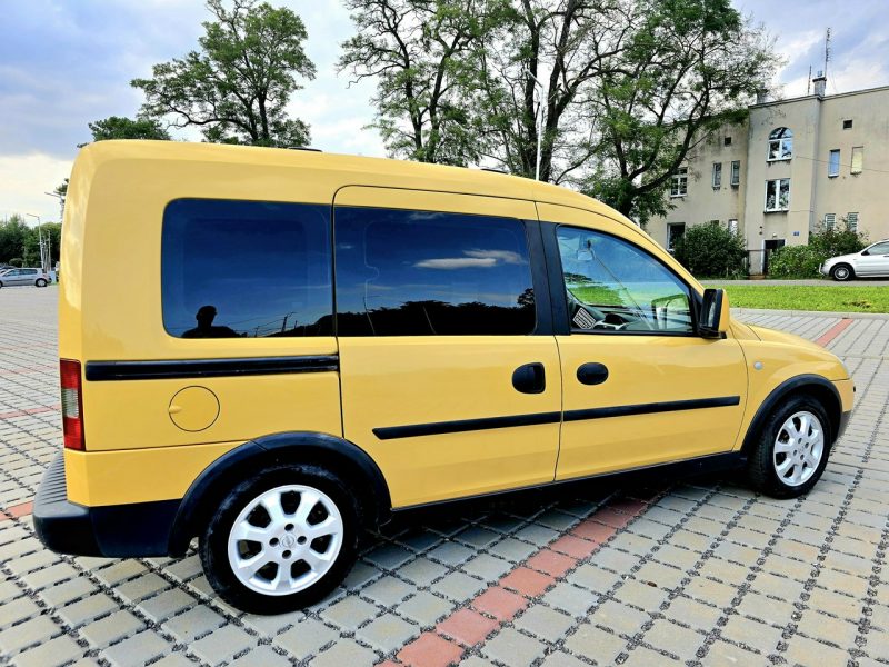 Opel Combo Opel Combo Tour 1.4 C (2001-2011)
