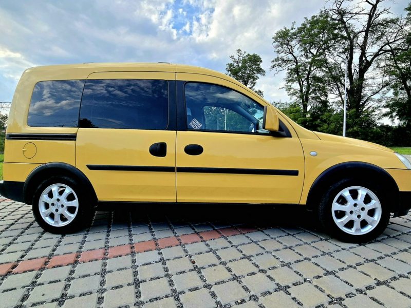 Opel Combo Opel Combo Tour 1.4 C (2001-2011)