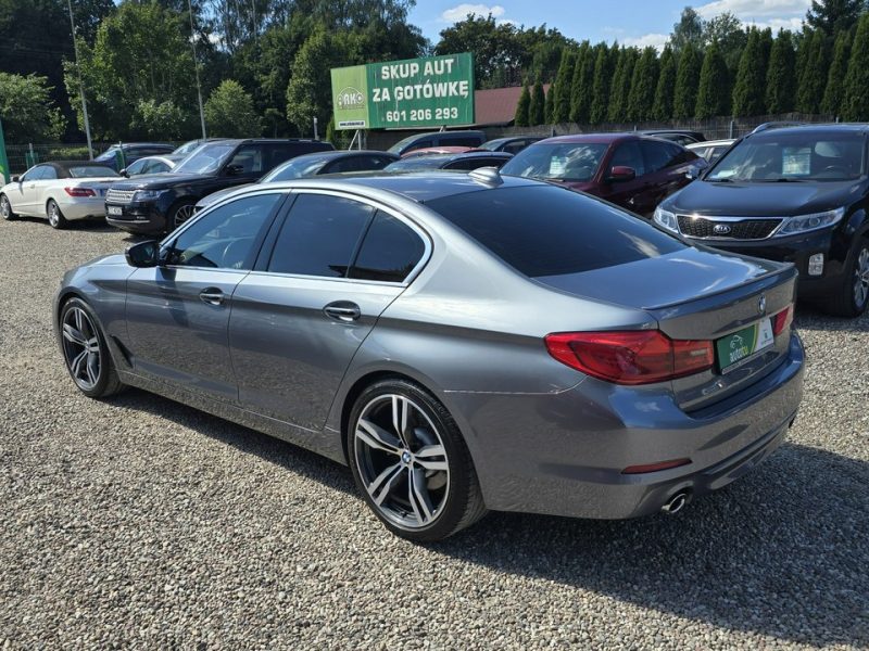 BMW 520 Luxury Line, M-Pakiet, CarPlay, Full LED G30/G31 (2017-2023)