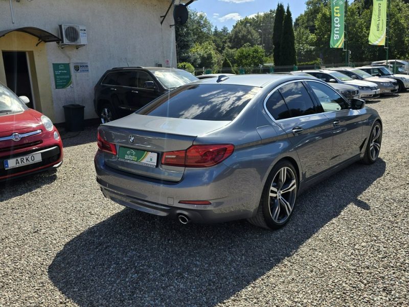BMW 520 Luxury Line, M-Pakiet, CarPlay, Full LED G30/G31 (2017-2023)