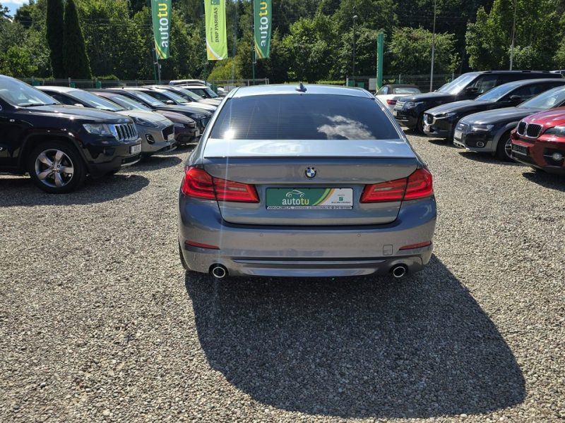 BMW 520 Luxury Line, M-Pakiet, CarPlay, Full LED G30/G31 (2017-2023)