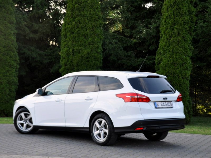 Ford Focus 1.5TDCi(120KM)*Lift*Duża Navi*Klimatronik*Automat*Welur*Reling*Alu16" Mk3 (2010-2018)