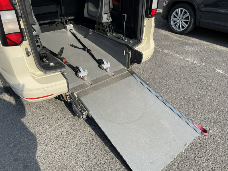 Volkswagen Caddy Caddy 2.0 Maxi 7-osob Niepełnosprawnych inwalida rampa Model2023 PFRON V (2020-)