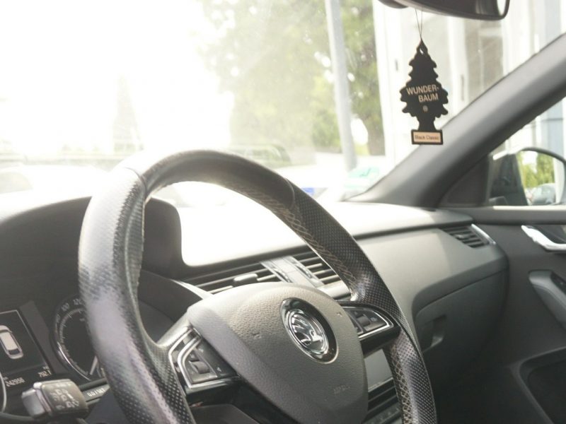 Škoda Octavia zarejestrowany ,ubezpieczony, f-ra 23% , skrzynia DSG, VRS III (2013-)