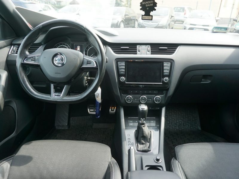Škoda Octavia zarejestrowany ,ubezpieczony, f-ra 23% , skrzynia DSG, VRS III (2013-)