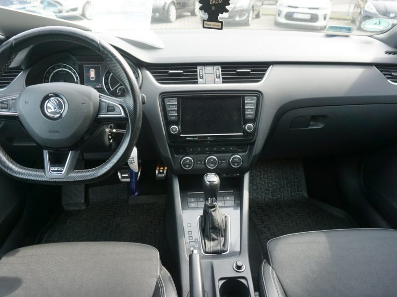 Škoda Octavia zarejestrowany ,ubezpieczony, f-ra 23% , skrzynia DSG, VRS III (2013-)