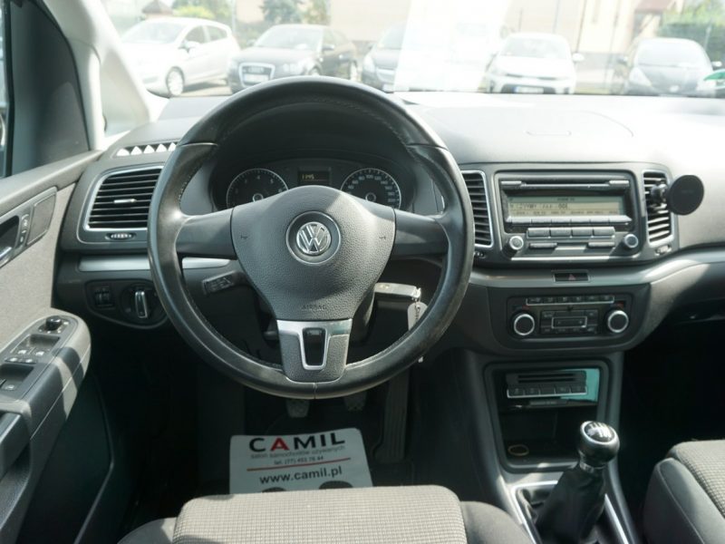Volkswagen Sharan w wersji 7 osobowej z fajnym wyposażeniem i roczną gwarancją w cenie, II (2010-)