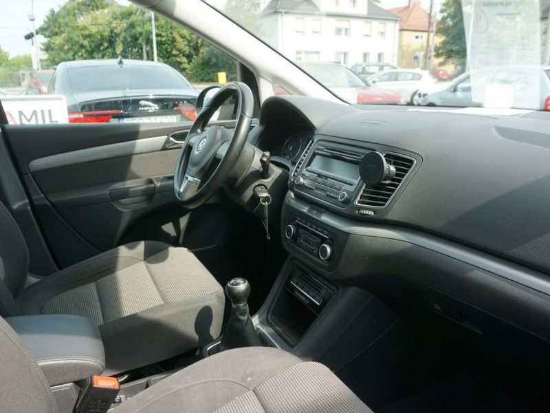 Volkswagen Sharan w wersji 7 osobowej z fajnym wyposażeniem i roczną gwarancją w cenie, II (2010-)