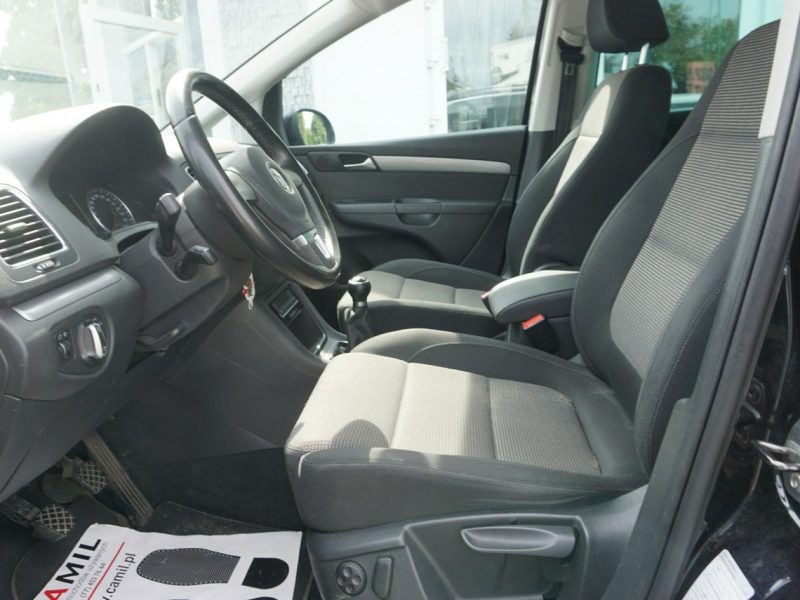 Volkswagen Sharan w wersji 7 osobowej z fajnym wyposażeniem i roczną gwarancją w cenie, II (2010-)