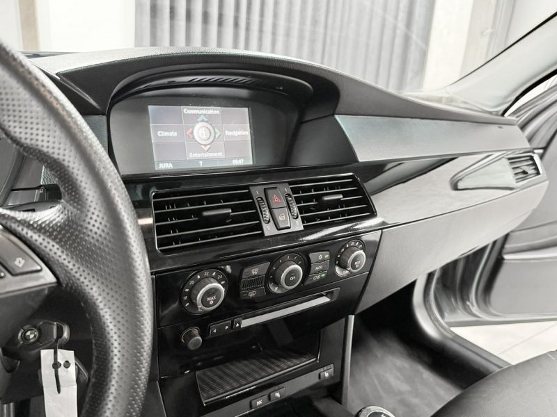 BMW 520 2.2 170KM * Szyberdach * Bi-Xenon adaptacyjny * Manual * Navi * Alu 18 E60 (2003-2010)