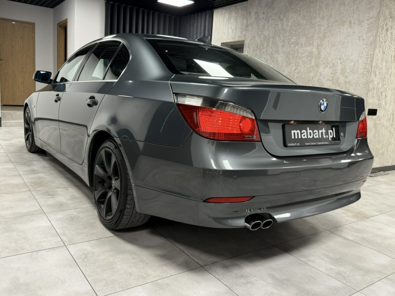 BMW 520 2.2 170KM * Szyberdach * Bi-Xenon adaptacyjny * Manual * Navi * Alu 18 E60 (2003-2010)