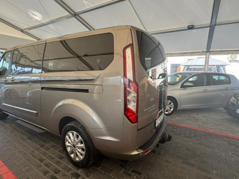 Ford Tourneo Custom