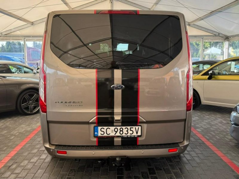Ford Tourneo Custom
