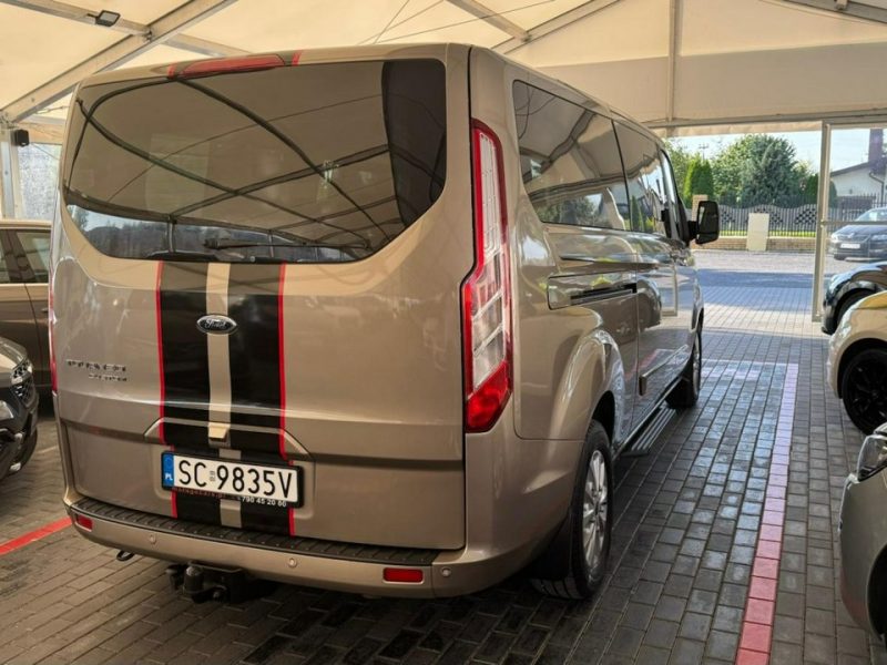 Ford Tourneo Custom