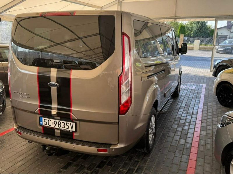 Ford Tourneo Custom