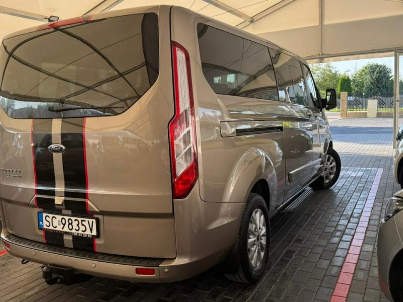 Ford Tourneo Custom