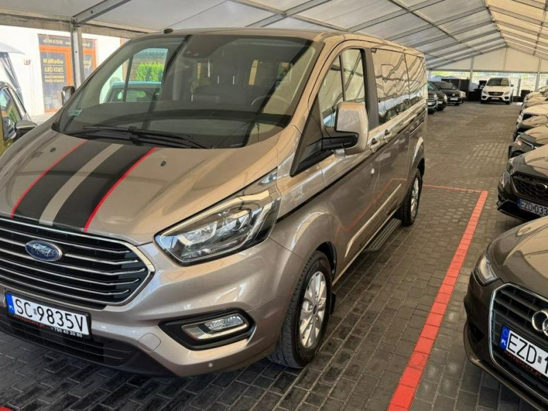 Ford Tourneo Custom
