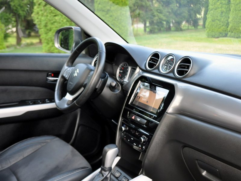 Suzuki Vitara 1.6i(120KM)*4x4*Radar*Full Led*Navi*Kamera*Panorama*Skóry*Alu17"FULL II (2015-2019)