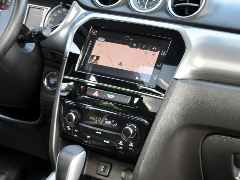 Suzuki Vitara 1.6i(120KM)*4x4*Radar*Full Led*Navi*Kamera*Panorama*Skóry*Alu17"FULL II (2015-2019)