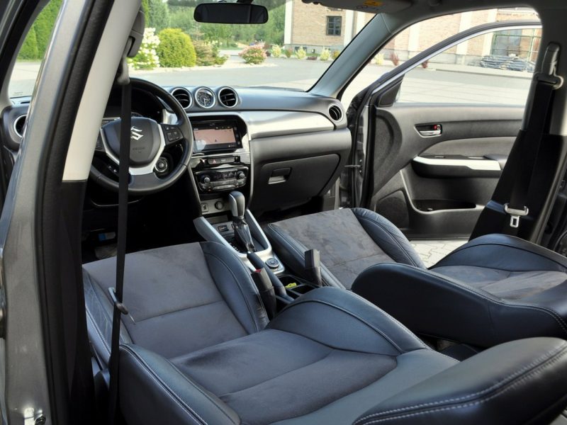 Suzuki Vitara 1.6i(120KM)*4x4*Radar*Full Led*Navi*Kamera*Panorama*Skóry*Alu17"FULL II (2015-2019)