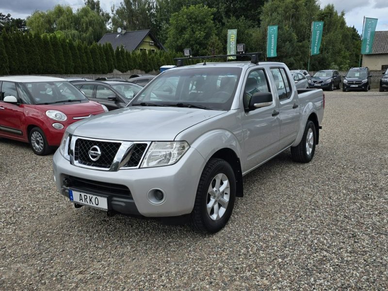 Nissan Navara Pług i solarka III (2005-2014)