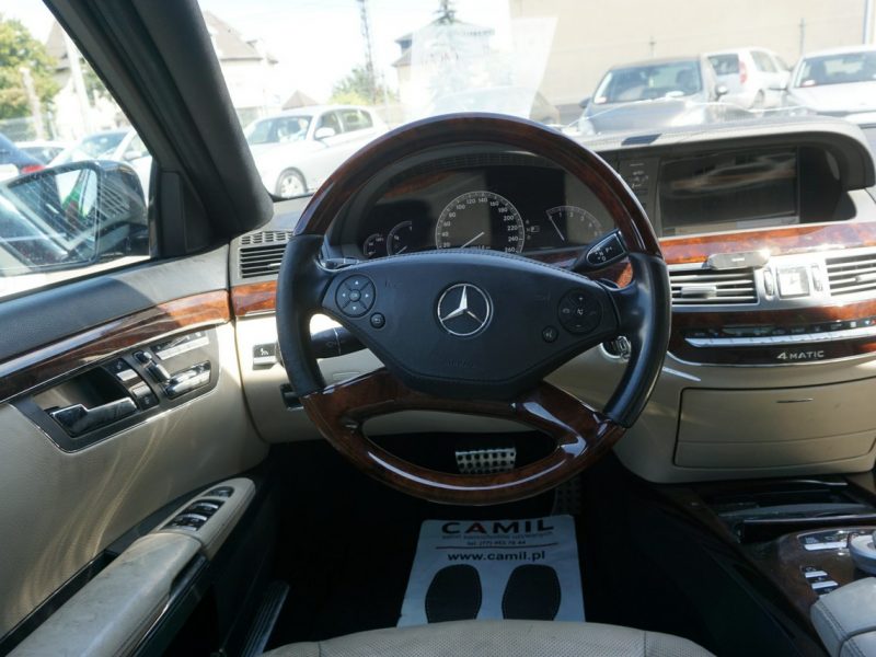 Mercedes S 320 zarejestrowany, ubezpieczony W221 (2005-2013)