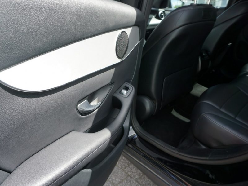 Mercedes GLC 300 zarejestrowany, ubezpieczony, f-ra 23% I (2015-2022)