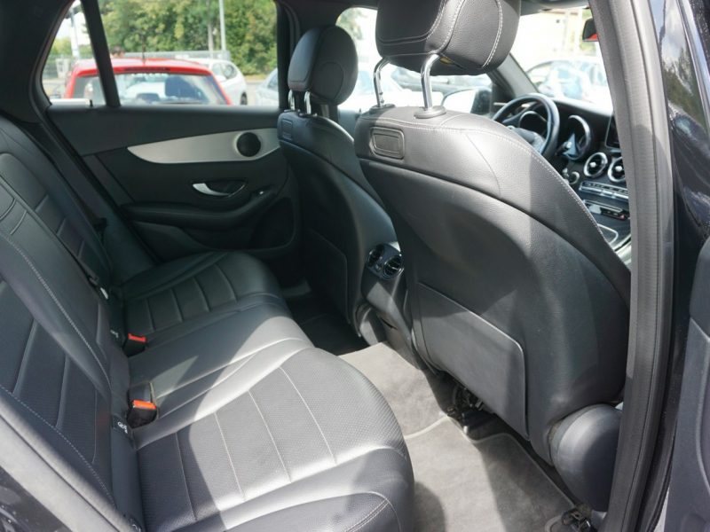 Mercedes GLC 300 zarejestrowany, ubezpieczony, f-ra 23% I (2015-2022)