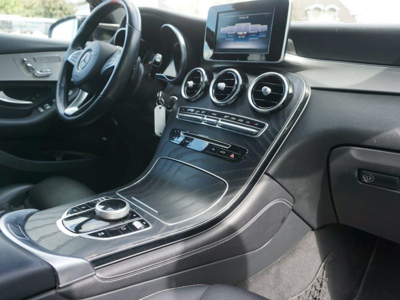 Mercedes GLC 300 zarejestrowany, ubezpieczony, f-ra 23% I (2015-2022)