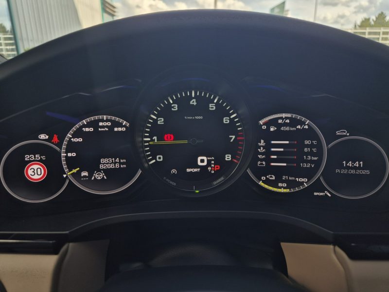Porsche Cayenne e-Hybrid. Wentylacja. BOSE. Panorama. Monitory. Gwaracja 07.2026. FV. III(2017-)