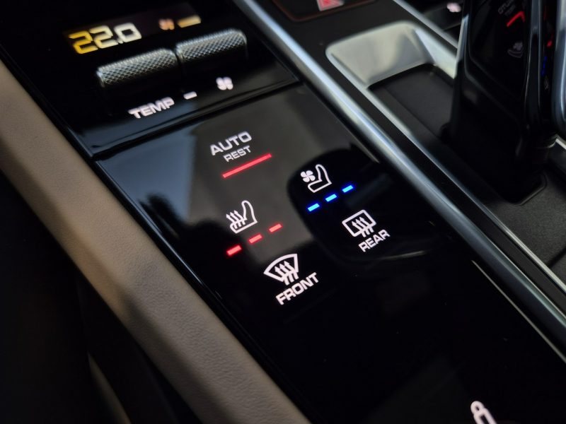 Porsche Cayenne e-Hybrid. Wentylacja. BOSE. Panorama. Monitory. Gwaracja 07.2026. FV. III(2017-)