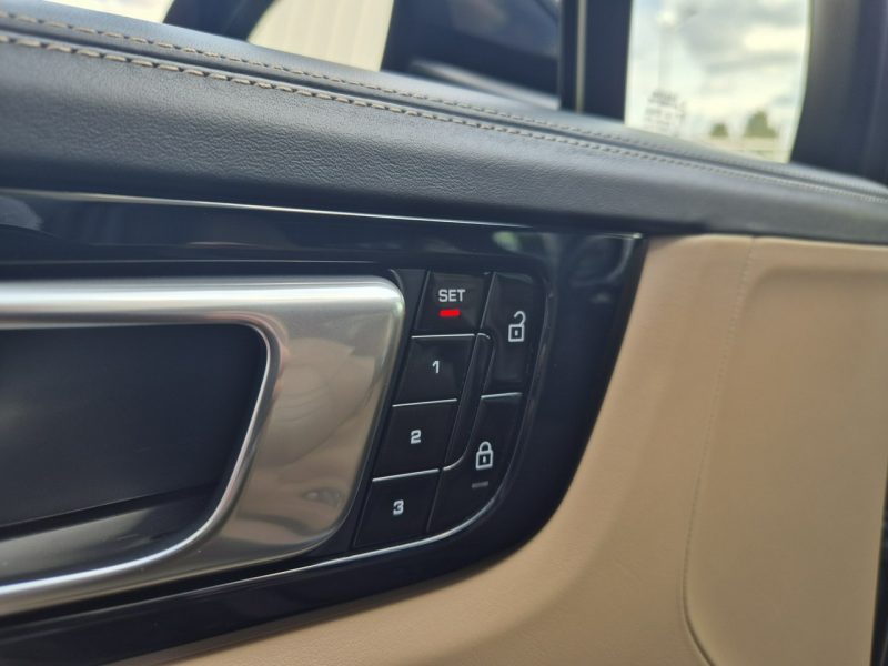 Porsche Cayenne e-Hybrid. Wentylacja. BOSE. Panorama. Monitory. Gwaracja 07.2026. FV. III(2017-)