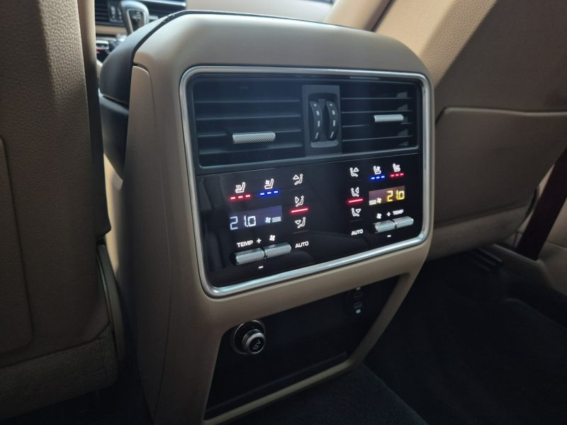 Porsche Cayenne e-Hybrid. Wentylacja. BOSE. Panorama. Monitory. Gwaracja 07.2026. FV. III(2017-)