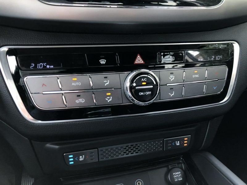SsangYong/KGM Rexton 2018 4WD 2.2 Diesel 180 KM Automat Navi Led 4x4 Hak Faktura VAT23