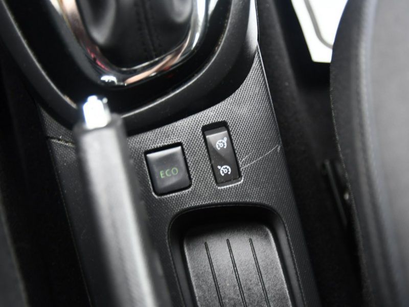 Renault Captur 1,2Turbo Benz. Automat.Navi.Kam.Cof.Parktronic.Ledy.Tempomat I (2013-2019)