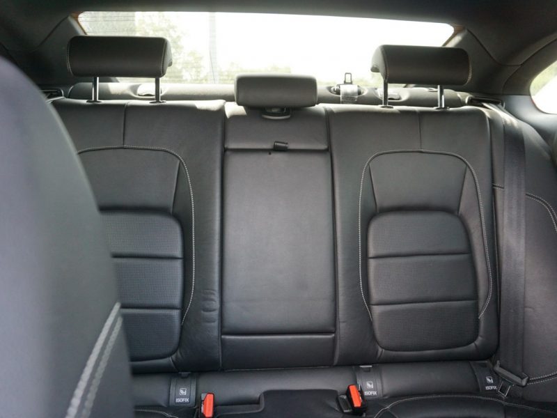 Jaguar XF zarejestrowany, ubezpieczony , f-ra VAT 23%, niski przebieg X260 (2015-)