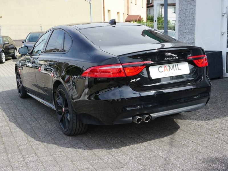 Jaguar XF zarejestrowany, ubezpieczony , f-ra VAT 23%, niski przebieg X260 (2015-)
