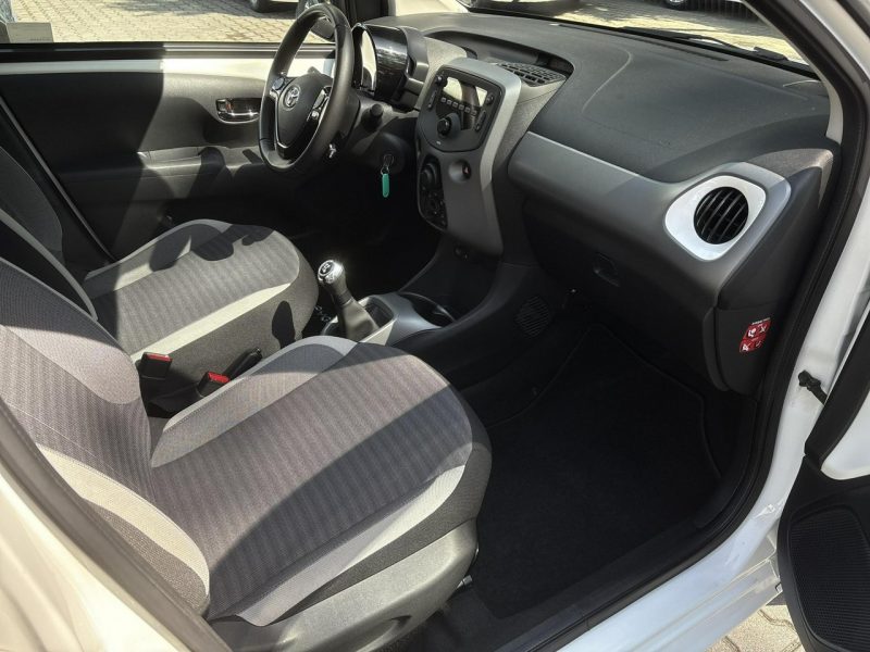 Toyota Aygo 1.0 X-PLAY, salon Polska, gwarancja II (2014-)